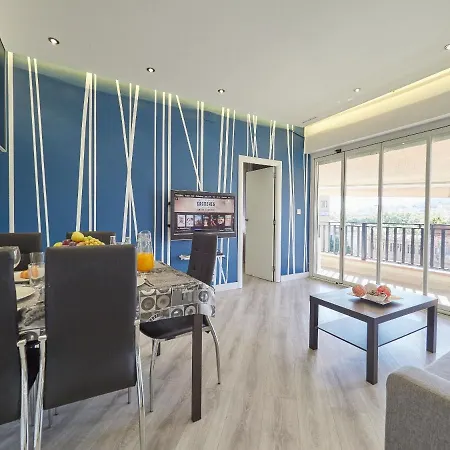 Unique Cozy Scenic Penthouse Barcelona