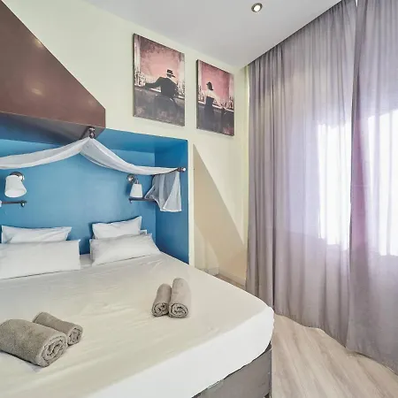 Apartment Unique Cozy Scenic Penthouse Barcelona