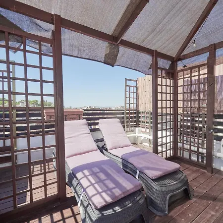 Unique Cozy Scenic Penthouse Apartment Barcelona