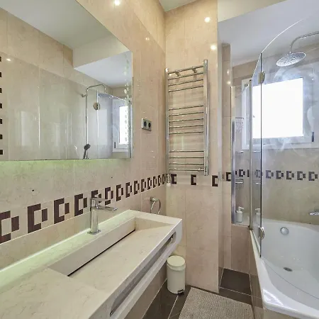 Apartment Unique Cozy Scenic Penthouse Barcelona