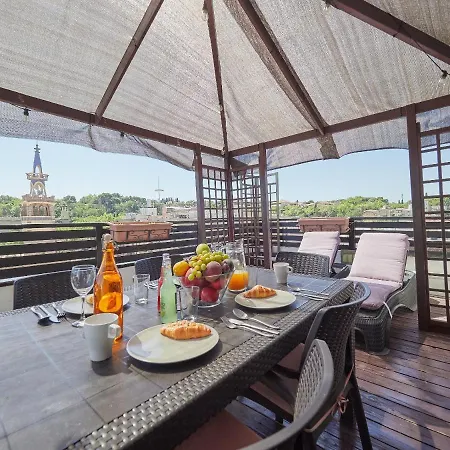 Unique Cozy Scenic Penthouse Barcelona
